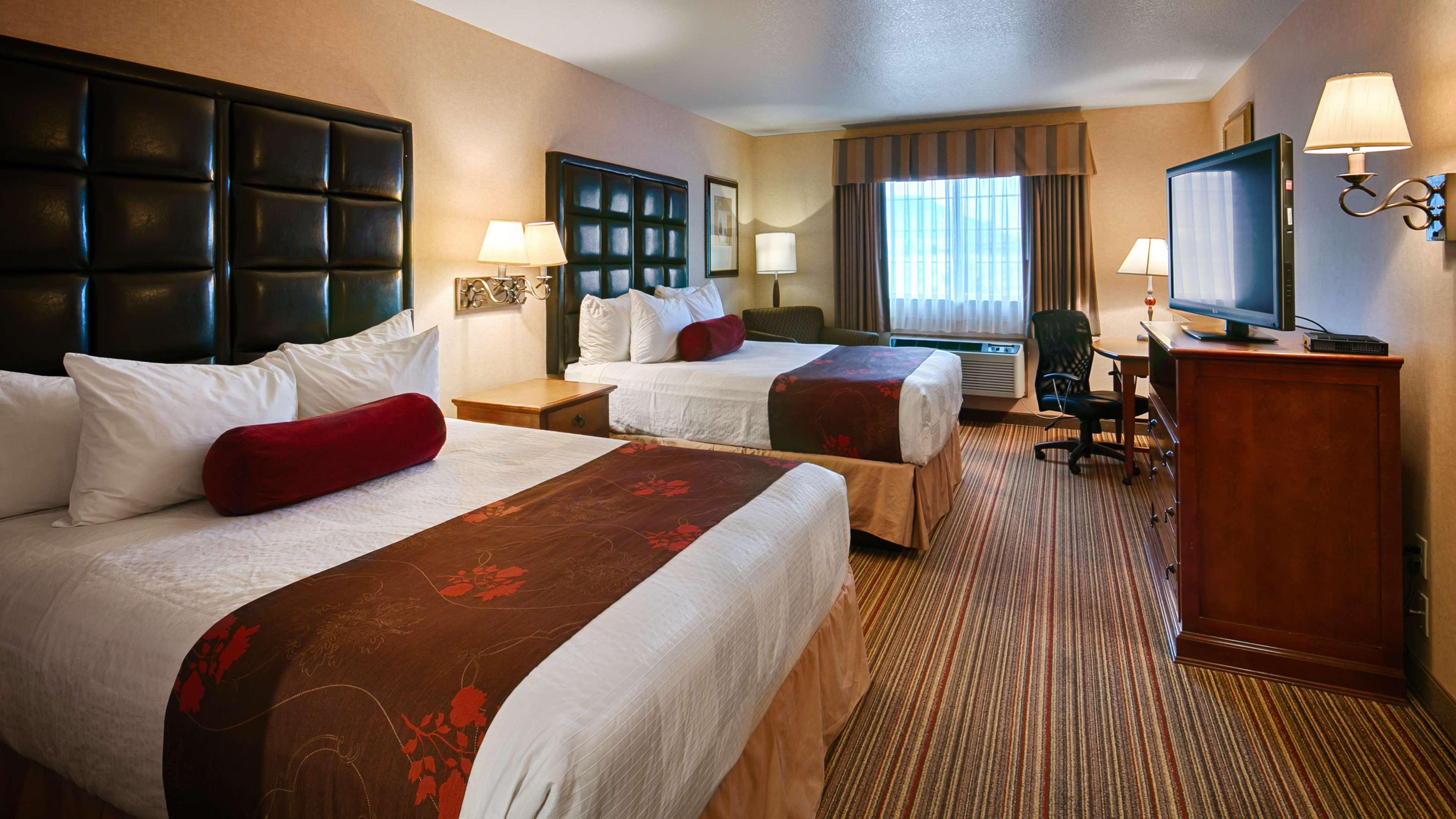 Best Western Plus Rama Inn & Suites 拉格兰德 外观 照片