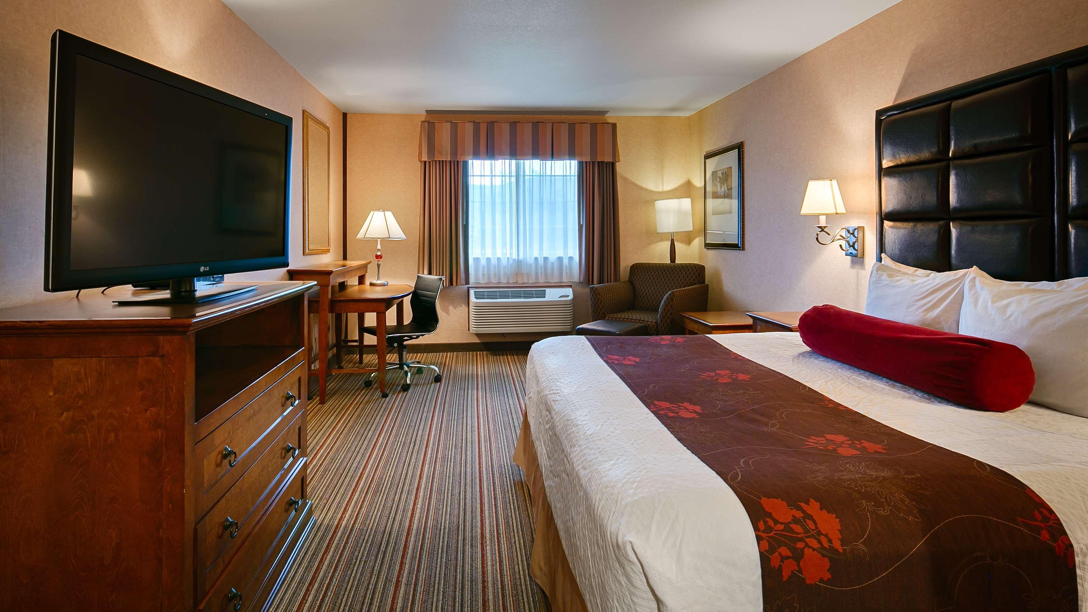 Best Western Plus Rama Inn & Suites 拉格兰德 外观 照片