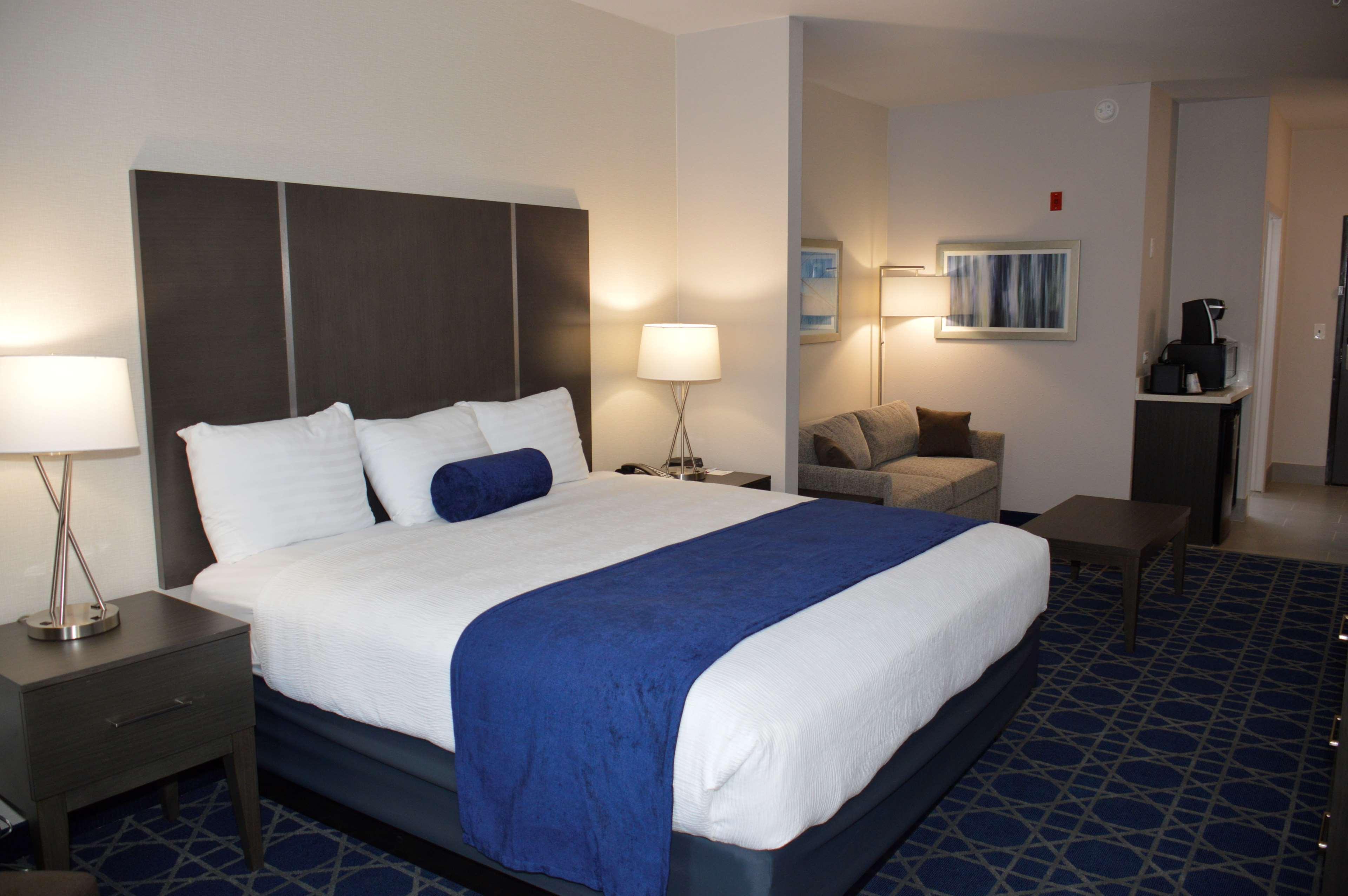Best Western Plus Rama Inn & Suites 拉格兰德 外观 照片