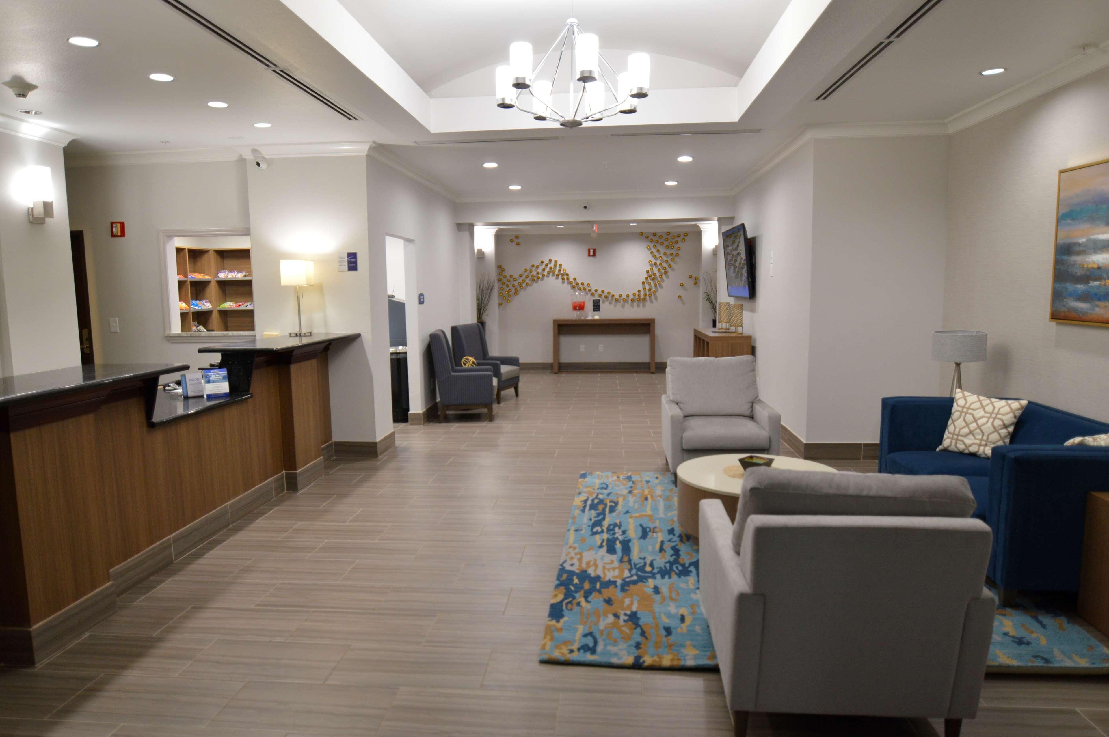 Best Western Plus Rama Inn & Suites 拉格兰德 外观 照片