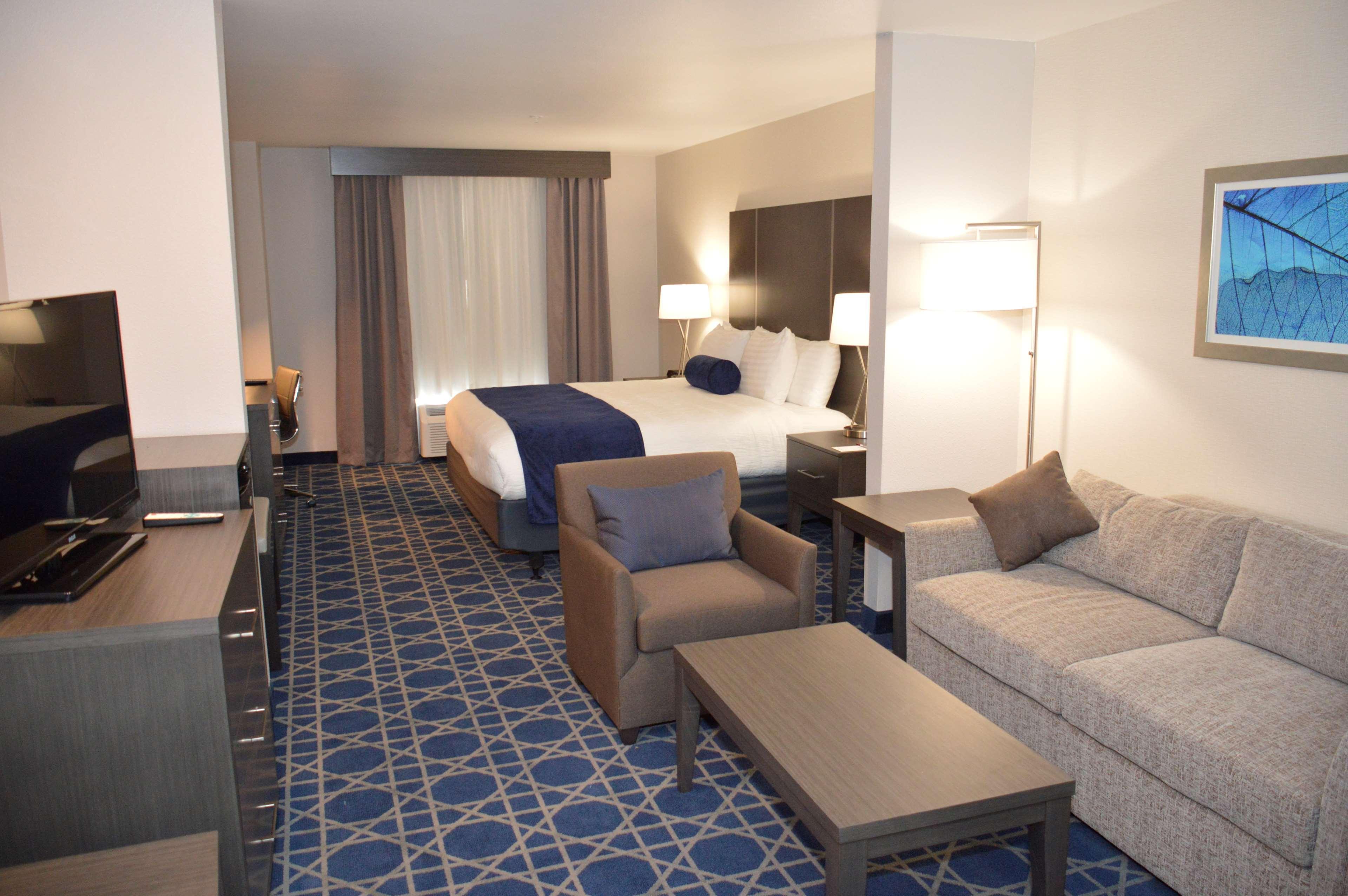 Best Western Plus Rama Inn & Suites 拉格兰德 外观 照片
