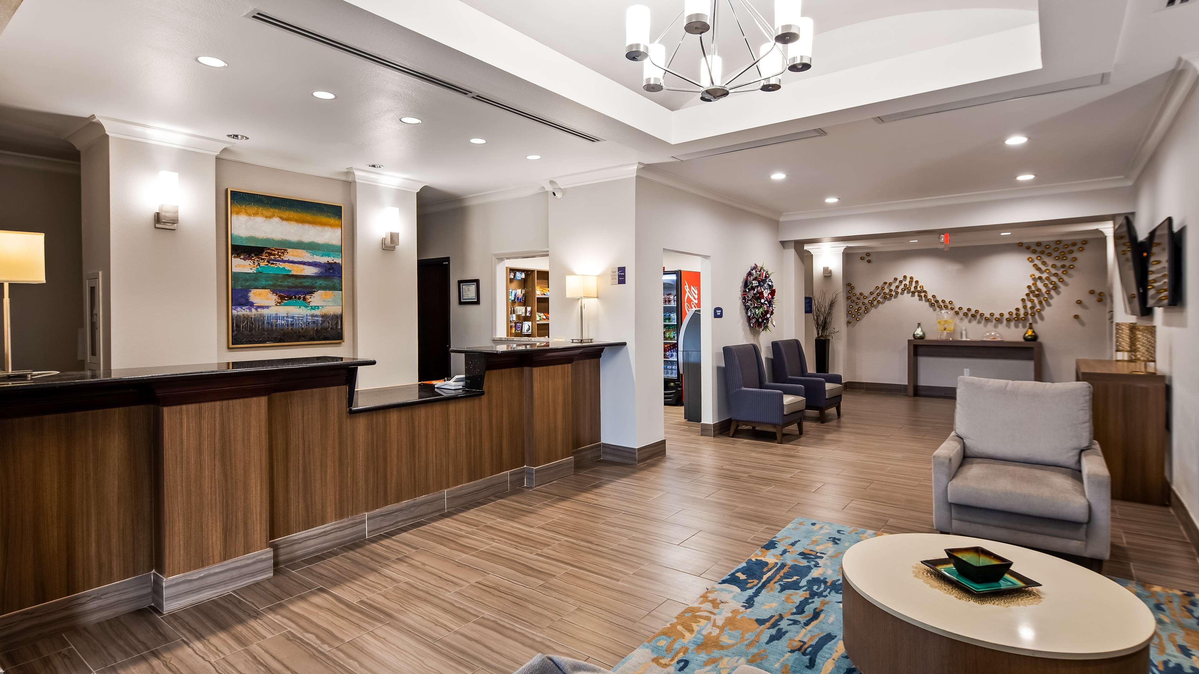 Best Western Plus Rama Inn & Suites 拉格兰德 外观 照片