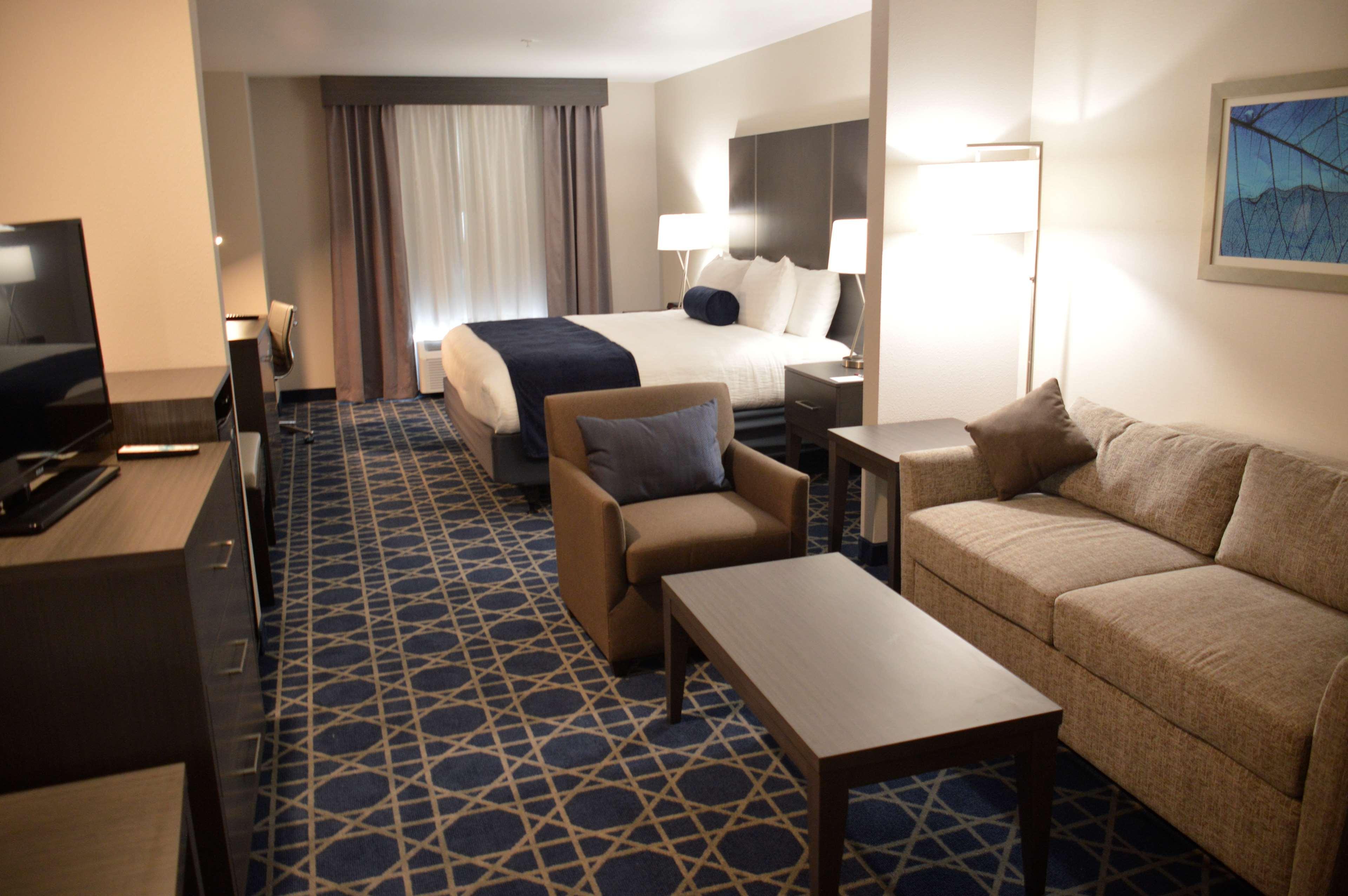 Best Western Plus Rama Inn & Suites 拉格兰德 外观 照片