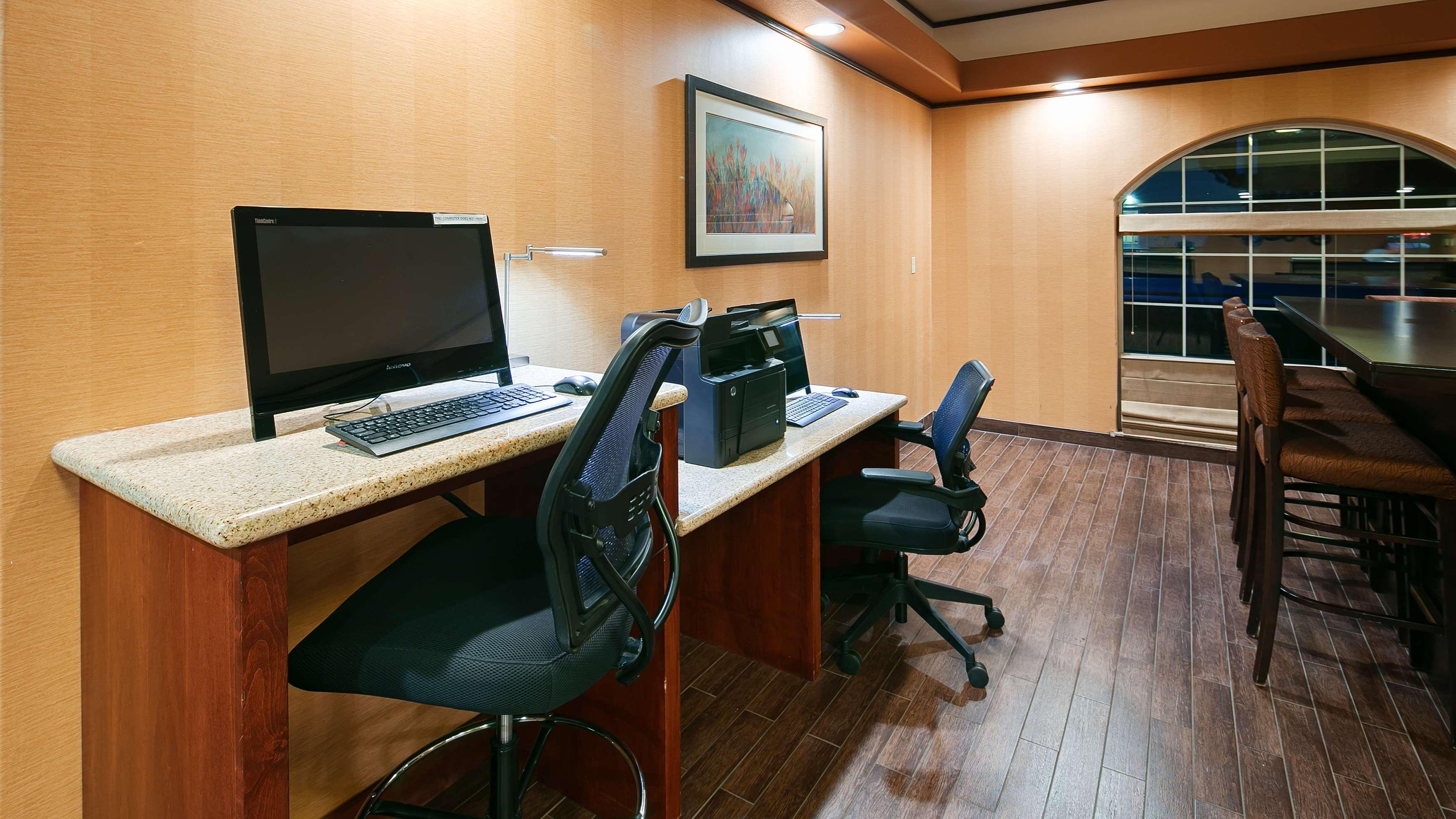 Best Western Plus Rama Inn & Suites 拉格兰德 外观 照片