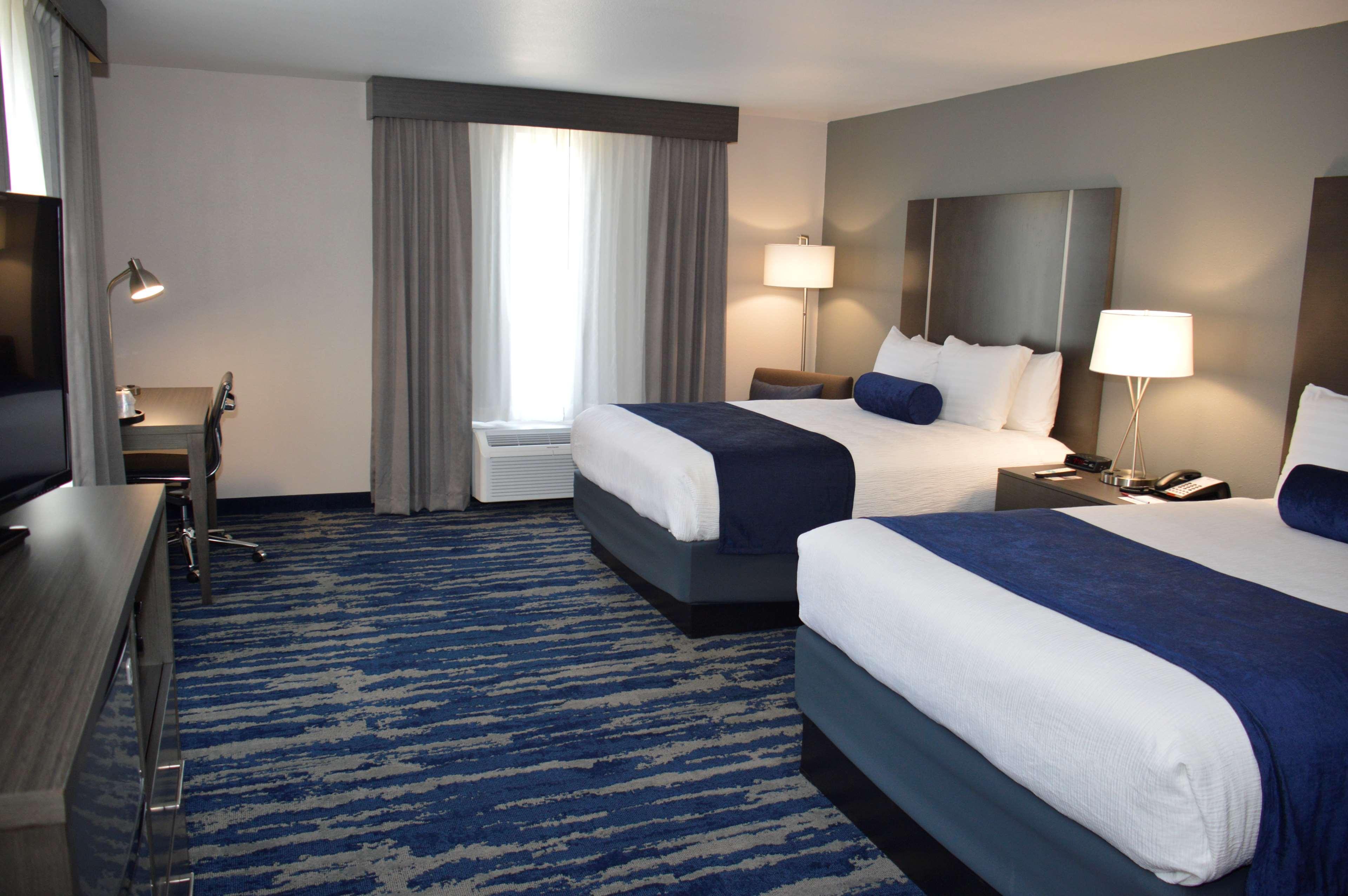 Best Western Plus Rama Inn & Suites 拉格兰德 外观 照片