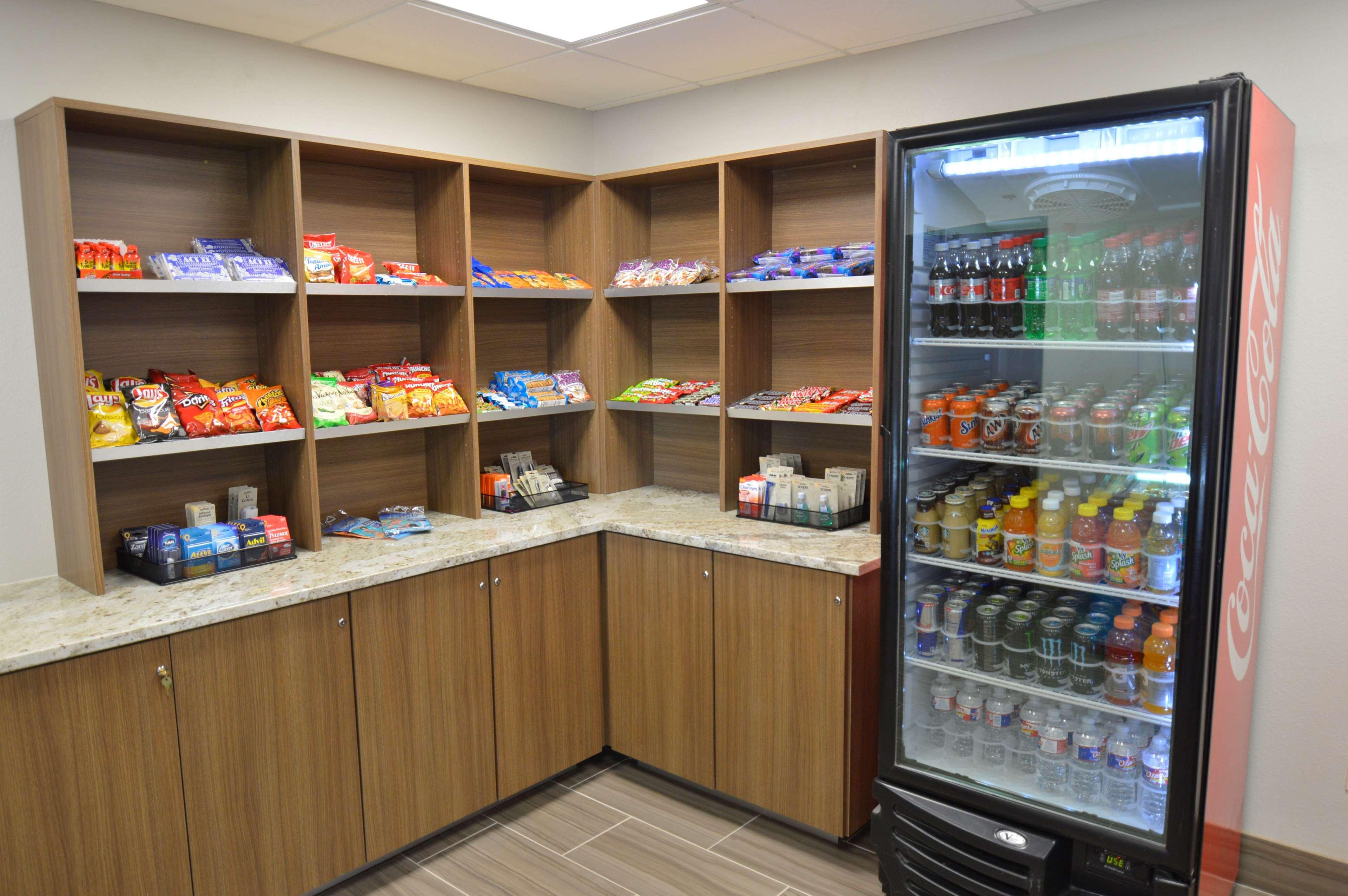 Best Western Plus Rama Inn & Suites 拉格兰德 外观 照片