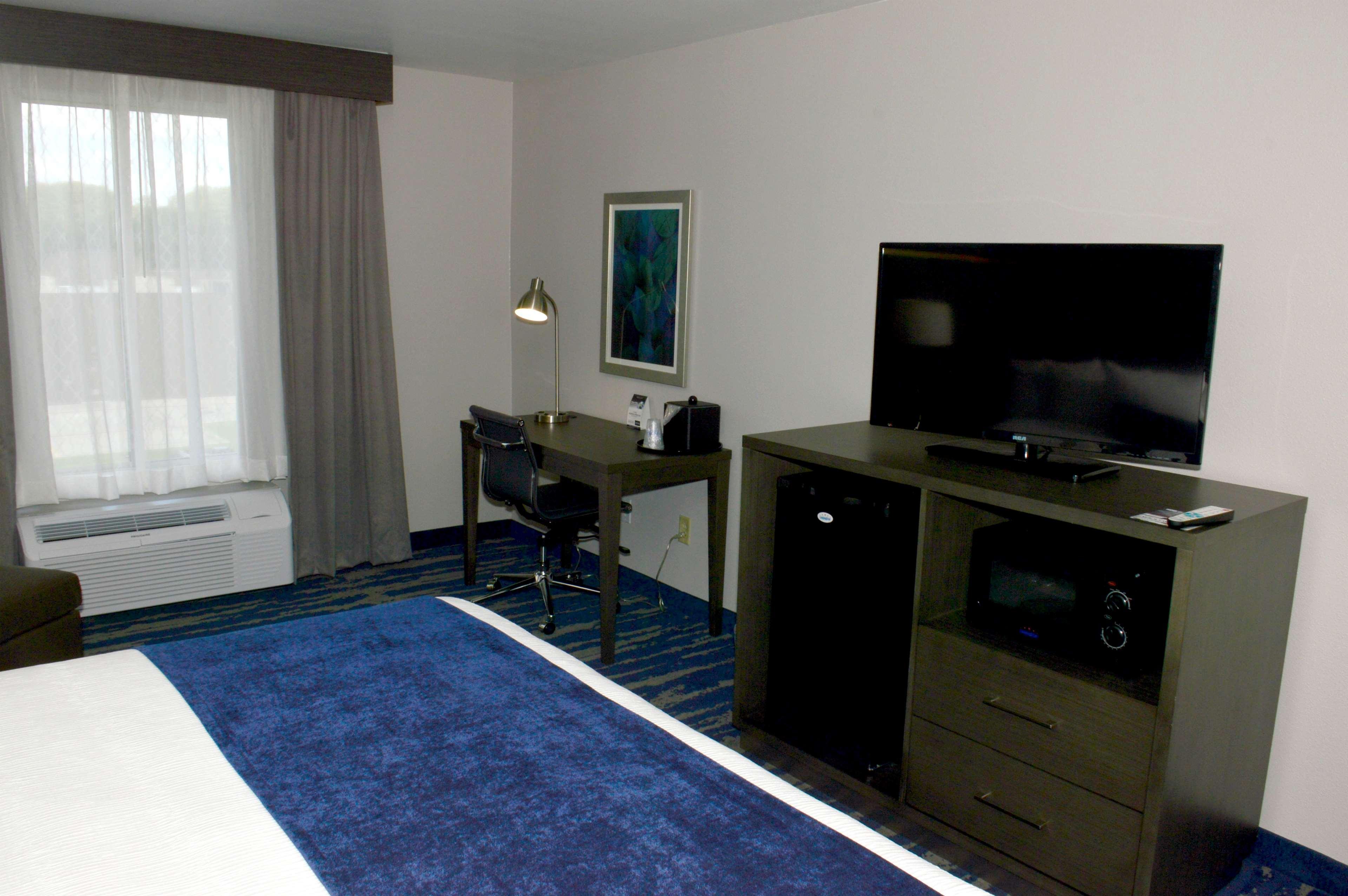 Best Western Plus Rama Inn & Suites 拉格兰德 外观 照片