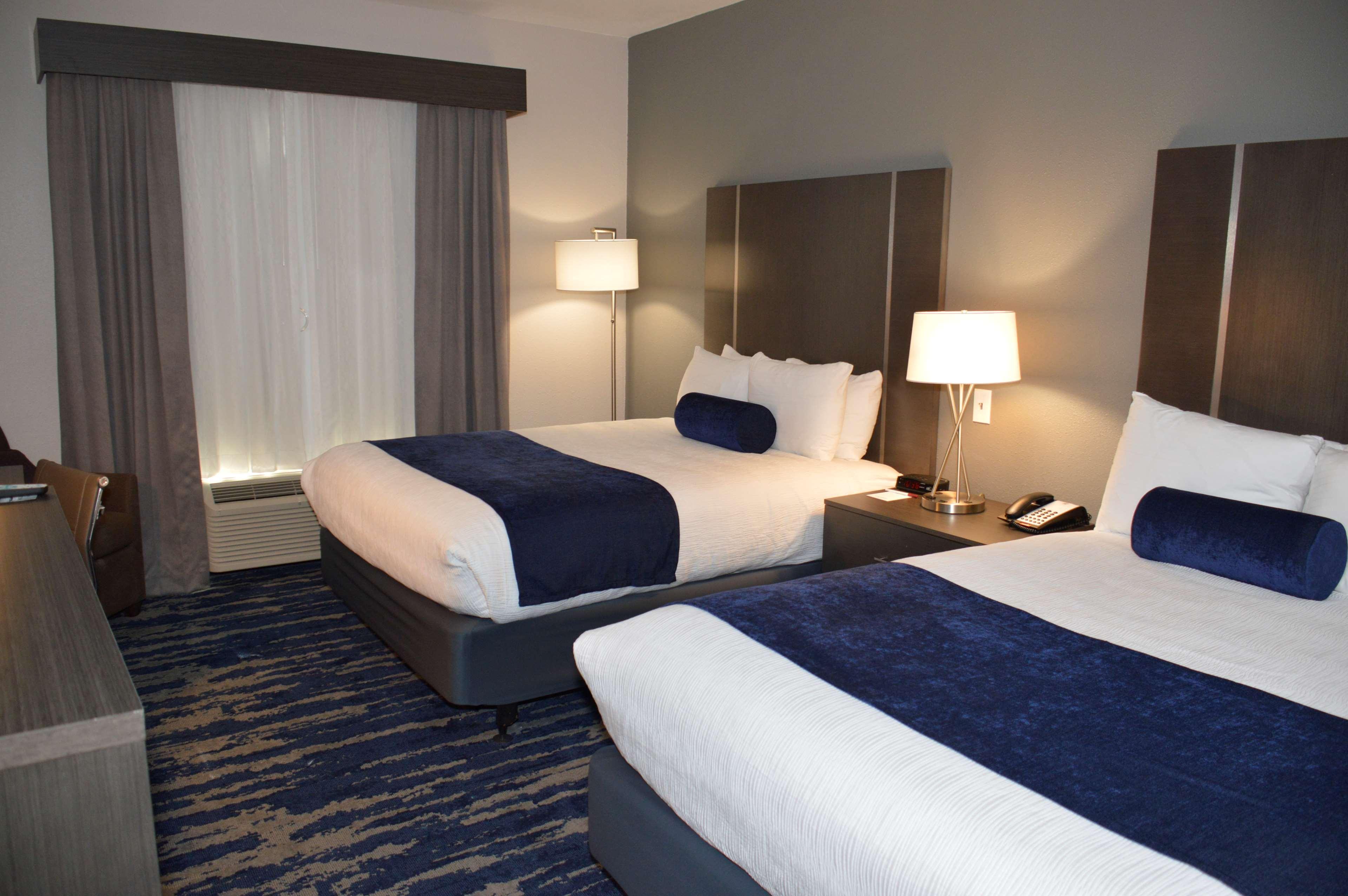 Best Western Plus Rama Inn & Suites 拉格兰德 外观 照片