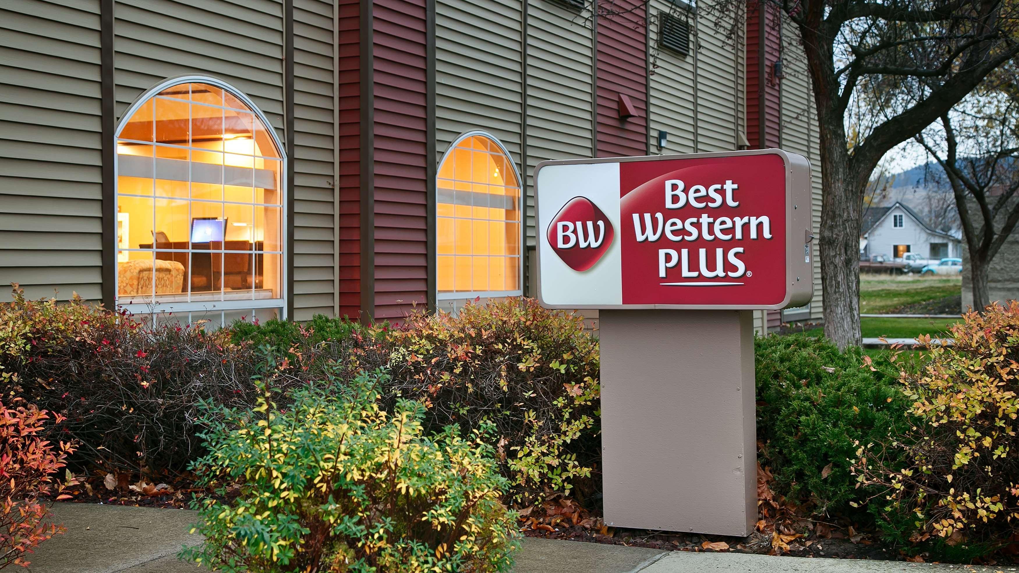 Best Western Plus Rama Inn & Suites 拉格兰德 外观 照片