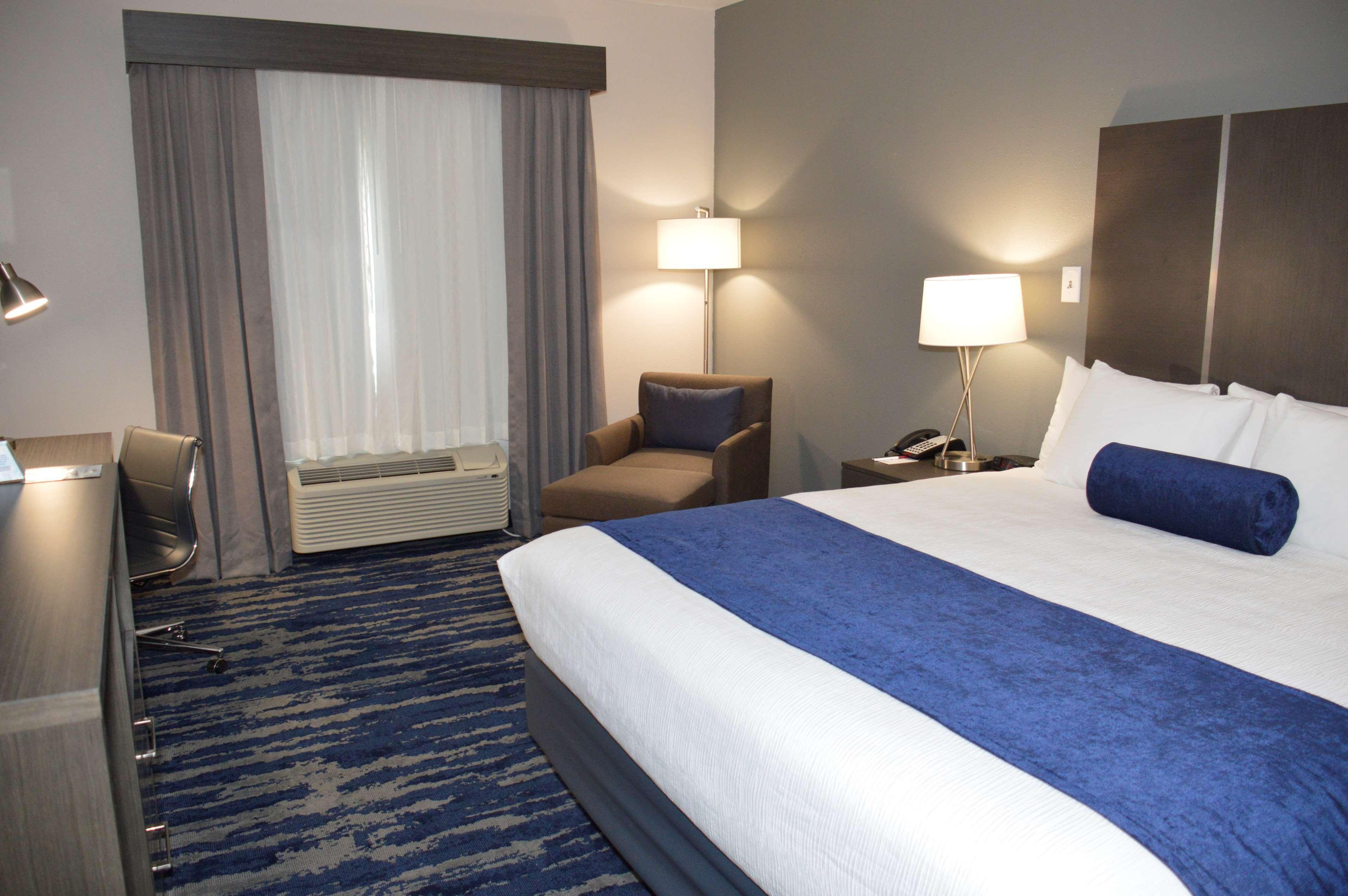 Best Western Plus Rama Inn & Suites 拉格兰德 外观 照片