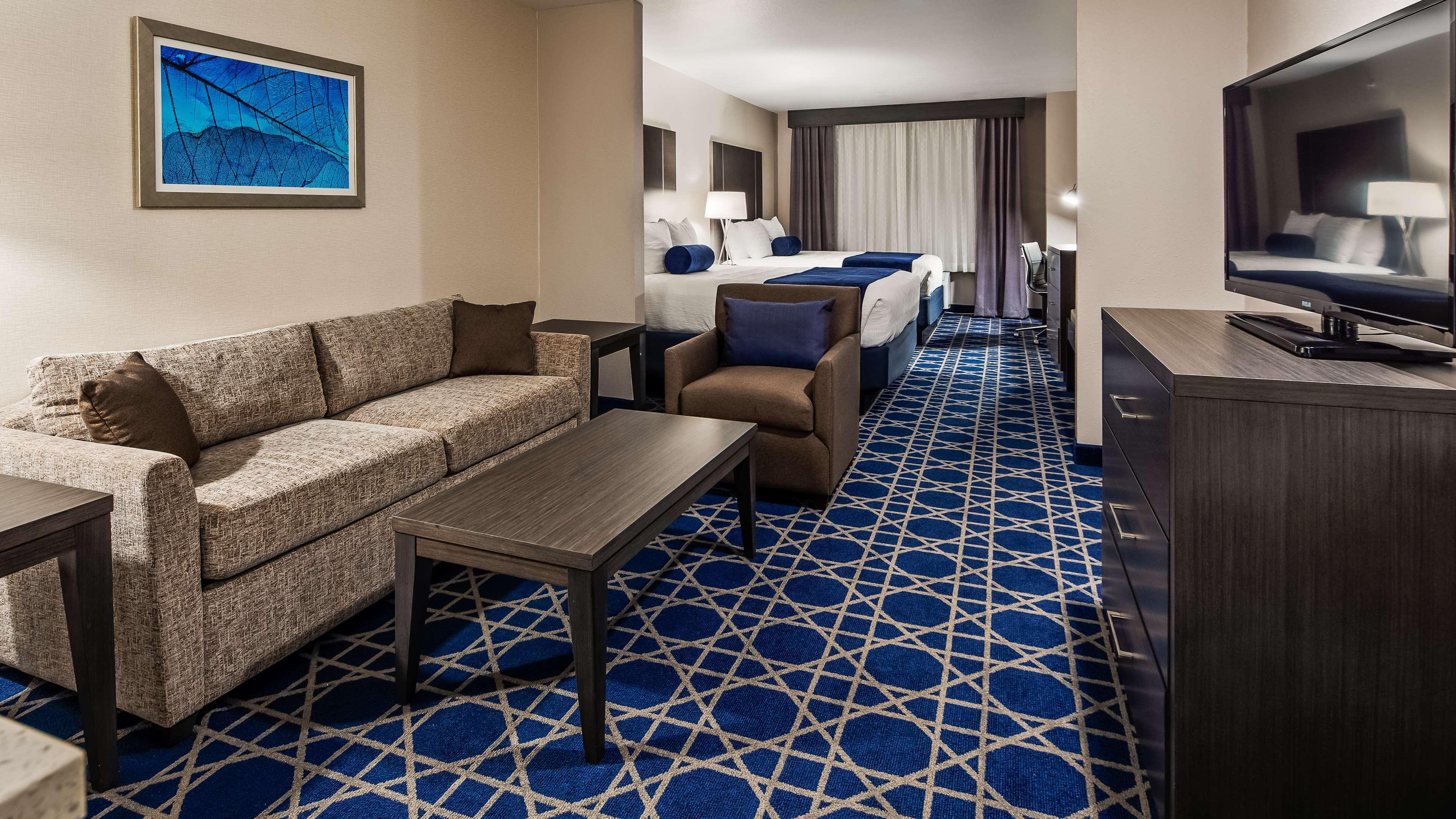 Best Western Plus Rama Inn & Suites 拉格兰德 外观 照片