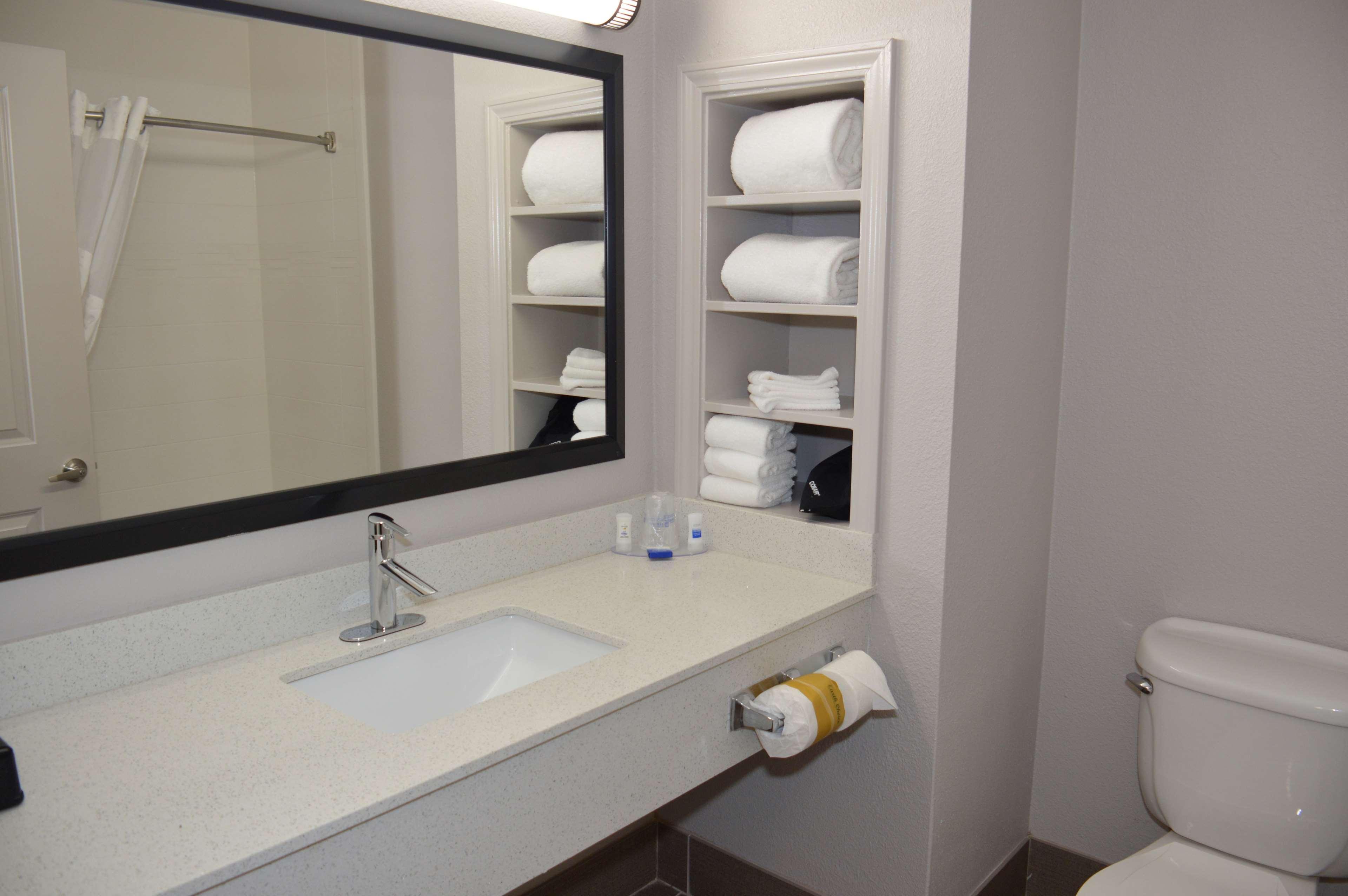 Best Western Plus Rama Inn & Suites 拉格兰德 外观 照片