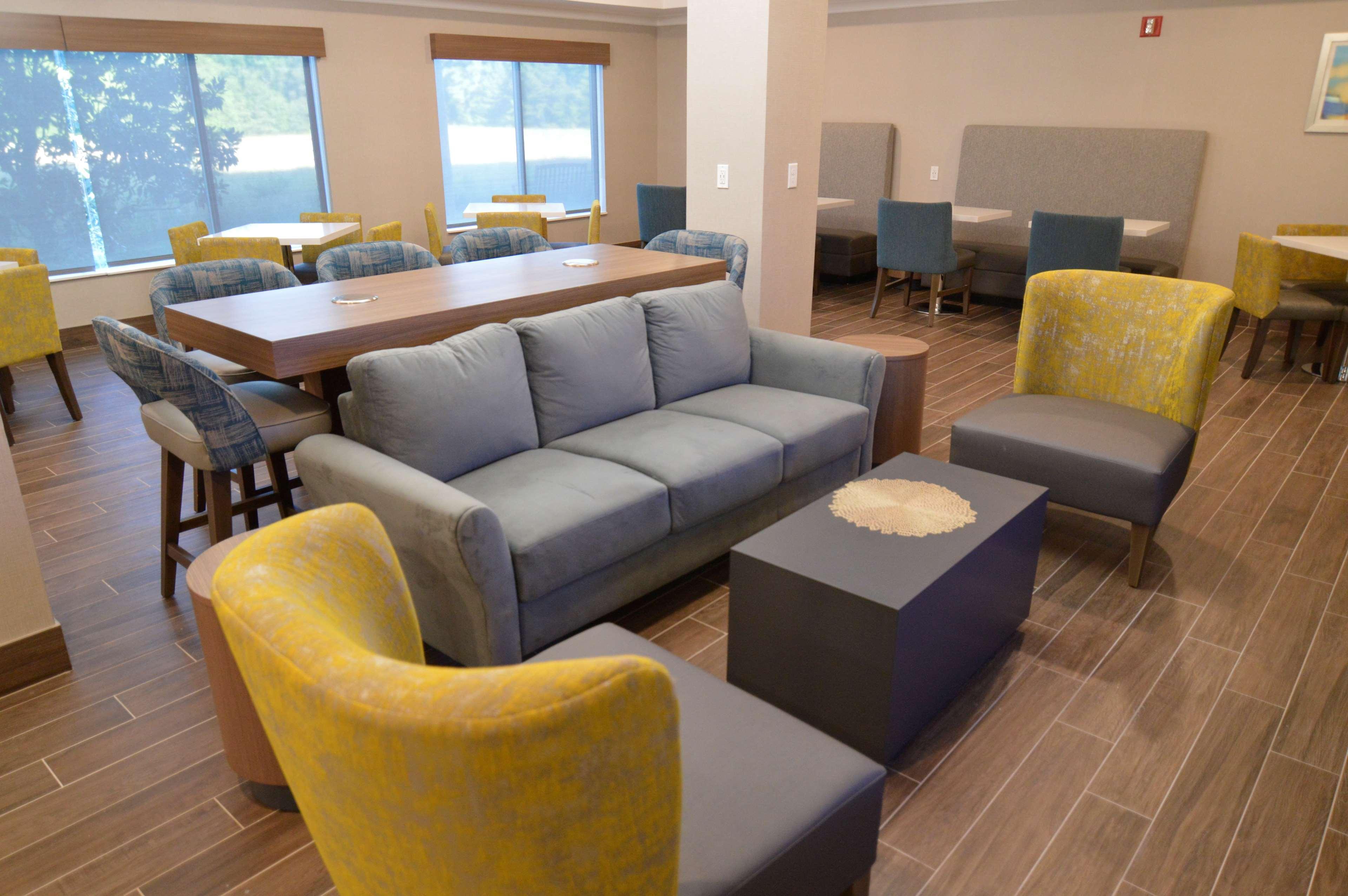Best Western Plus Rama Inn & Suites 拉格兰德 外观 照片