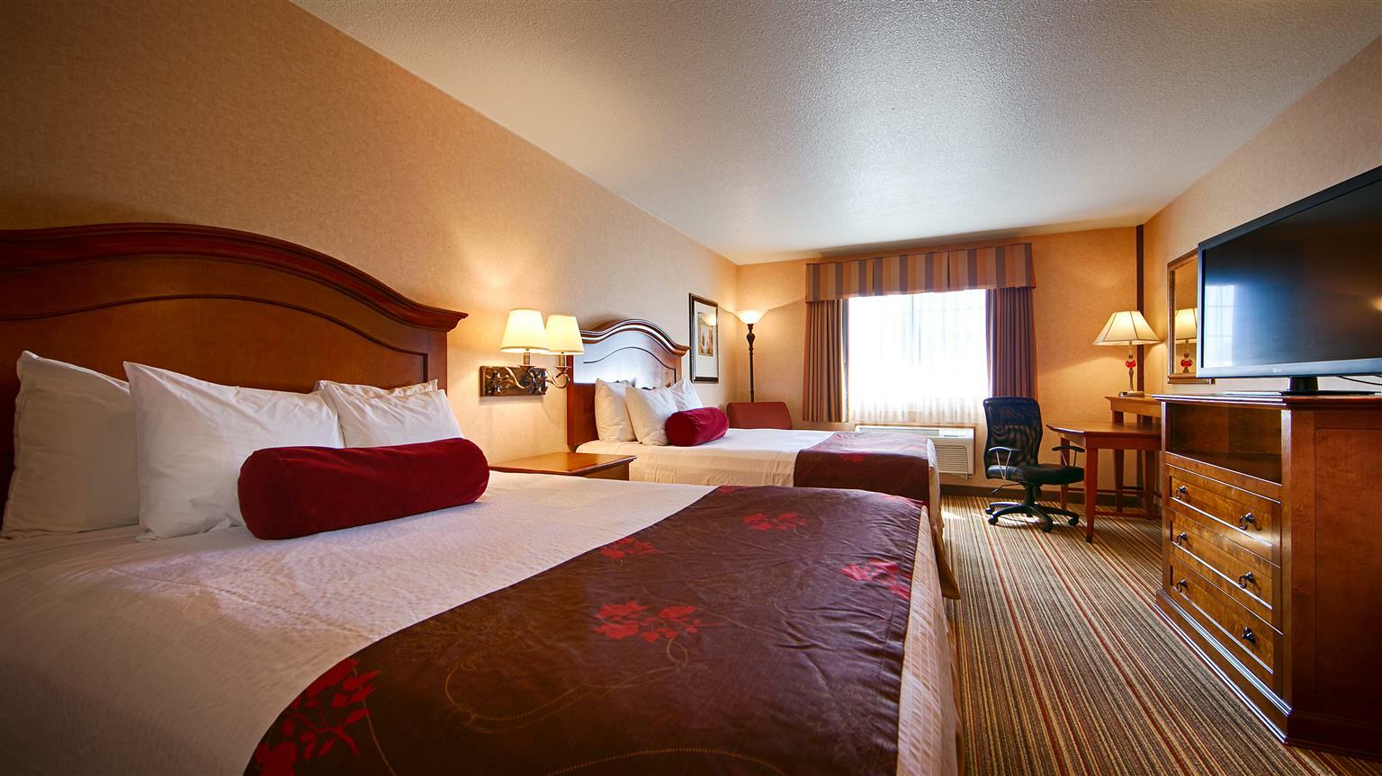Best Western Plus Rama Inn & Suites 拉格兰德 外观 照片